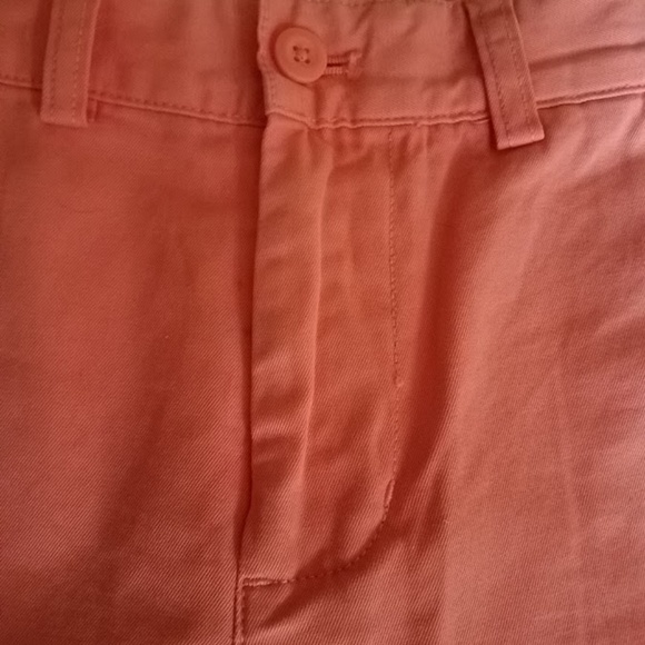 Vineyard Vines Boys Breaker Pants -EUC - Jetty Red - Picture 3 of 6